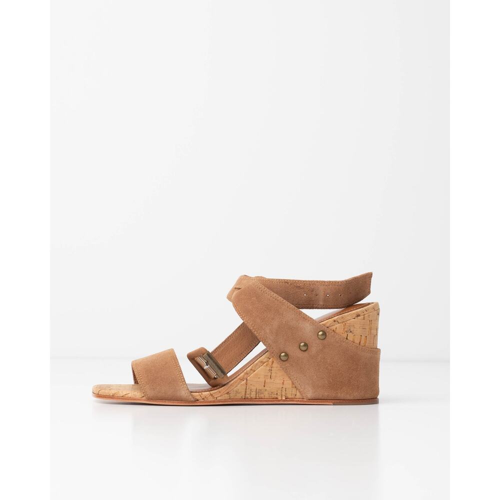 Donald Pliner Strappy Wedge Sandal (Women) Size 9.5